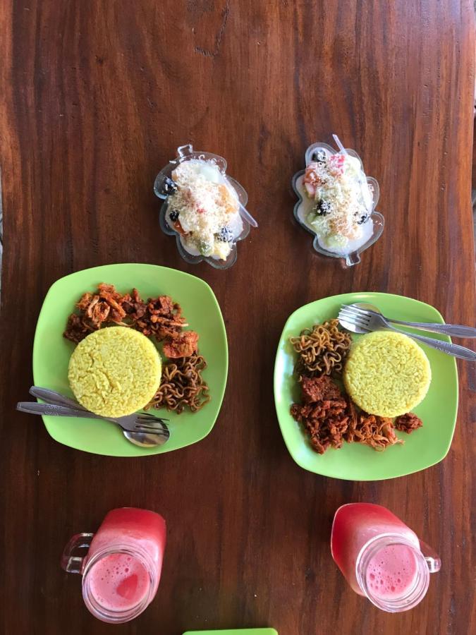 Diana'S Homestay بانيووانجى المظهر الخارجي الصورة