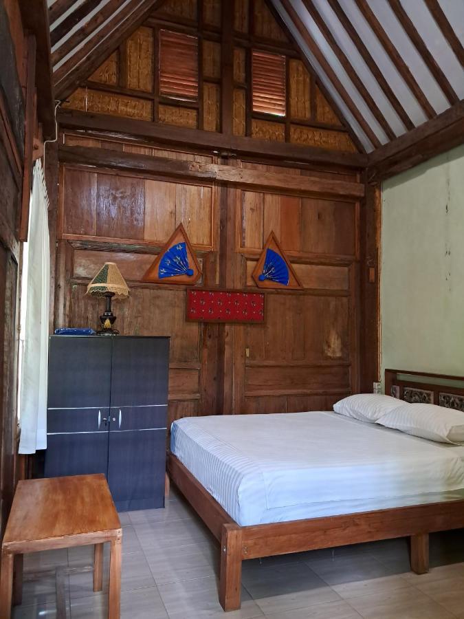 Diana'S Homestay بانيووانجى المظهر الخارجي الصورة