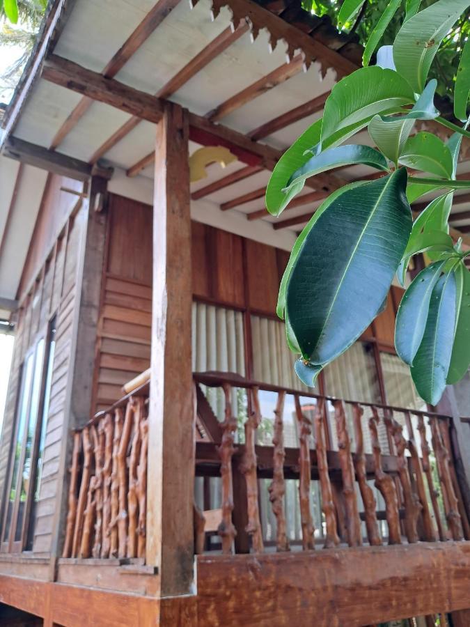 Diana'S Homestay بانيووانجى المظهر الخارجي الصورة