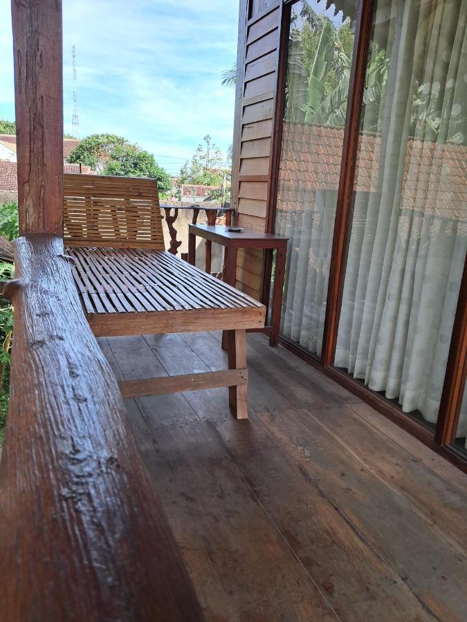 Diana'S Homestay بانيووانجى المظهر الخارجي الصورة