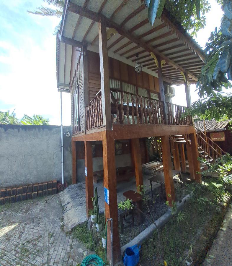 Diana'S Homestay بانيووانجى المظهر الخارجي الصورة