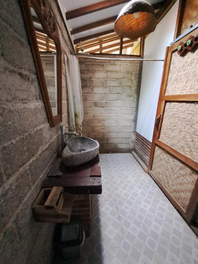 Diana'S Homestay بانيووانجى المظهر الخارجي الصورة